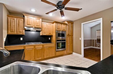 304 NW Saddlebrook Dr, Bentonville, AR 72712 - photo 6