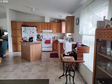 500 Reynolds Rd, Prairie City, OR 97869 - photo 6