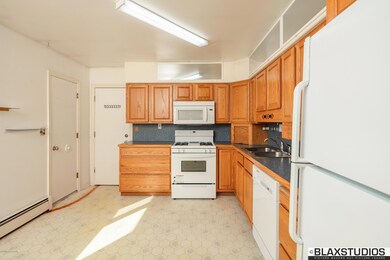 005-Kitchen (1 of 4)