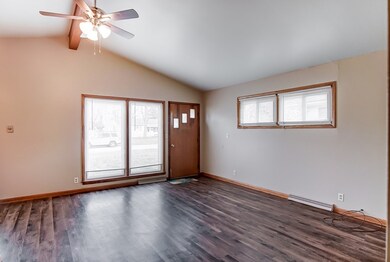 903 Lima St, Wapakoneta, OH 45895 - photo 4