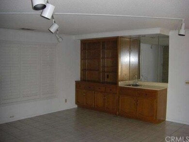 Den/family room