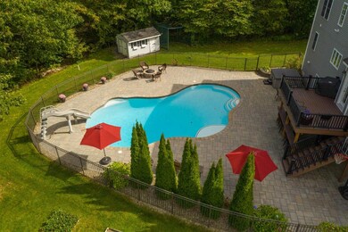 21 Hickory Pond Ln, Stratham, NH 03885 - photo 4