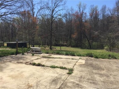 6644 Denver Heights Cir unit 14 and 15, Denver, NC 28037 - photo 5