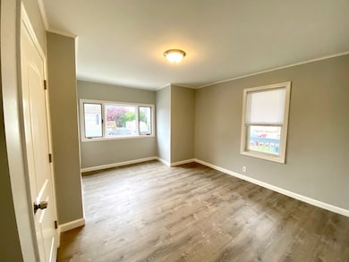 23 Aetna St, Fall River, MA 02724 - photo 7