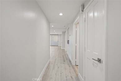 19029 Nordhoff St unit 103, Northridge, CA 91324 - photo 2