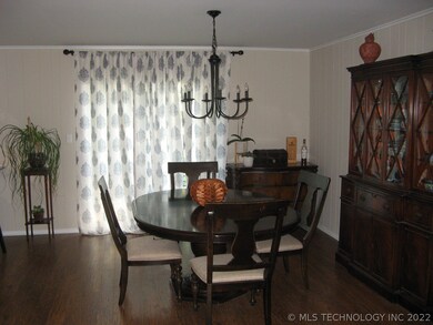 Open dining area, new lighting