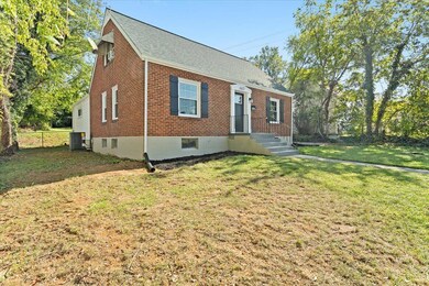 2622 Edgewood St SW, Roanoke, VA 24015 - photo 2