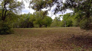 7900 Chellie Rd, Northwest Pensacola, FL 32526 - photo 2