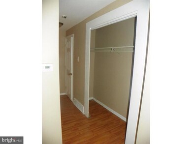 288 Greenough St unit 2, Philadelphia, PA 19127 - photo 7