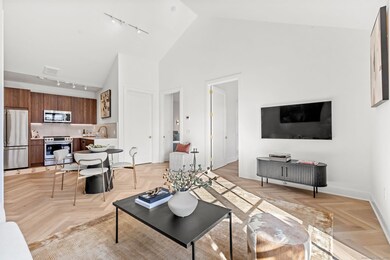 100 E Putnam Ave unit 311, Greenwich, CT 06807 - photo 3