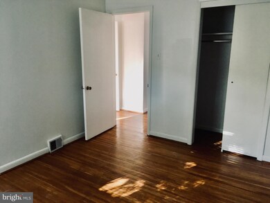 32 Windsor Rd unit B, Glenside, PA 19038 - photo 7