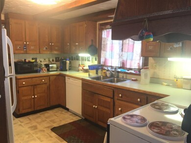 10 Clinton St, Potsdam, NY 13676 - photo 4