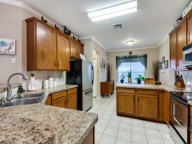 2001 Bridgeport Dr, Providence Village, TX 76227 - photo 4