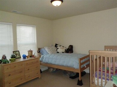 1225 NW John Fremont St, Bend, OR 97701 - photo 7