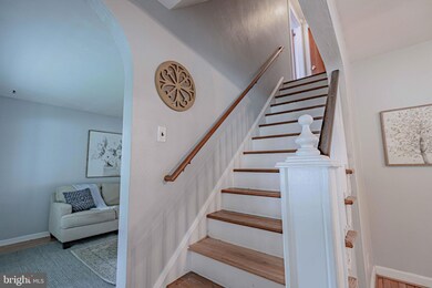 296 E Dorrance St, Kingston, PA 18704 - photo 6