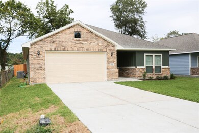976 Junell St, Houston, TX 77088 - photo 2
