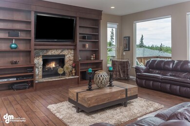 5910 Prominence Pointe Dr-large-005-39-L