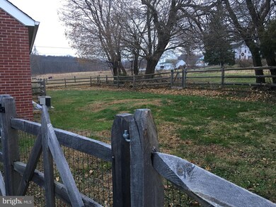 5449 Haring Rd, Doylestown, PA 18902 - photo 3