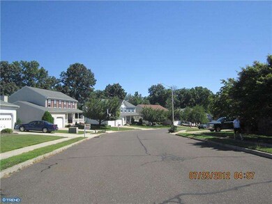 38 Jennifer Ln, Morrisville, PA 19067 - photo 2