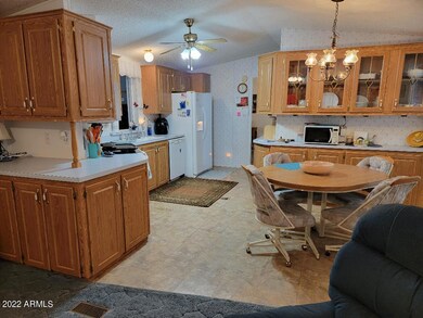 kitchen and dinng room