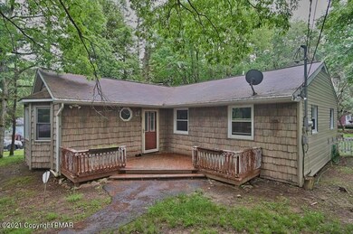 111 Chestnut Ln, Albrightsville, PA 18210 - photo 2