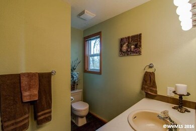 94767 Lovelake Rd, Junction City, OR 97448 - photo 7