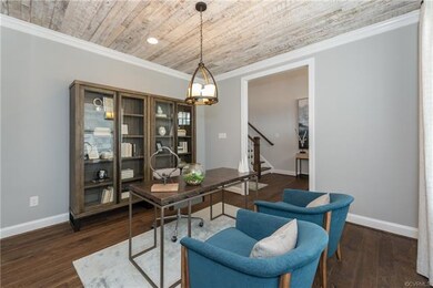 Photo of a similar floor plan taken from the Commu
