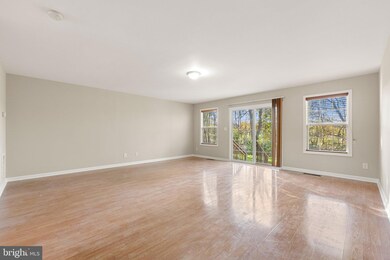 25 Currituck Ct, Bunker Hill, WV 25413 - photo 4