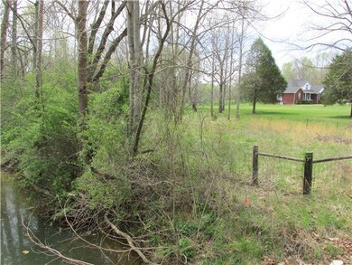 253 Belmont Rd, Manchester, TN 37355 - photo 2