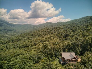 Quiet that reaches as far as the views.