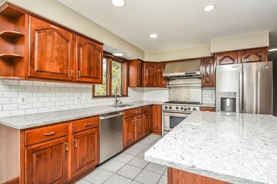 24 Magnolia Rd, Natick, MA 01760 - photo 7