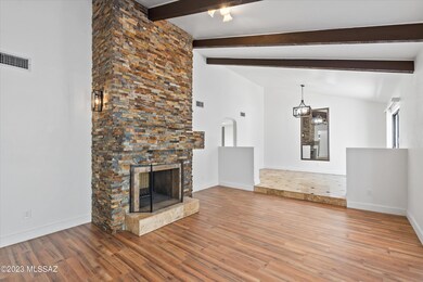 04-Living Area