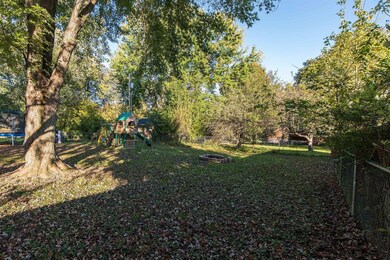 209 Brown St, Berea, KY 40403 - photo 7