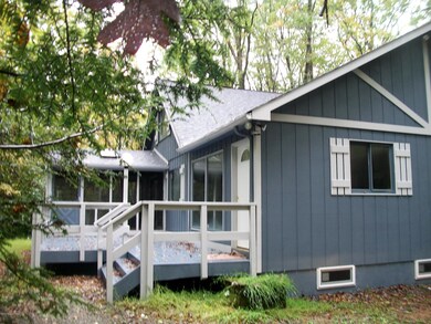 193 Lower Valley Dr, Kunkletown, PA 18058 - photo 2