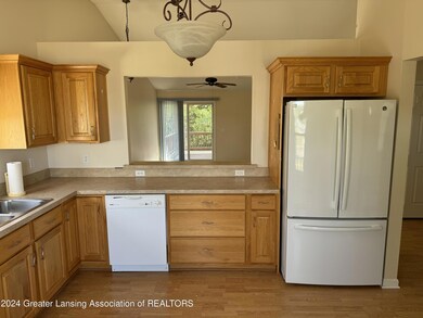 1461 Mallard Cir, Owosso, MI 48867 - photo 7