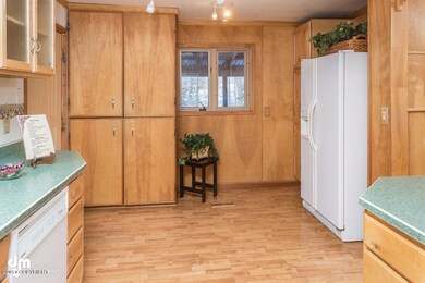 Kitchen_DMD_8674-SMALL