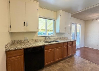 6313 Leola Way, Sacramento, CA 95824 - photo 7