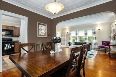 2010 Commonwealth Ave-16