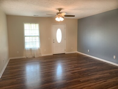 27 John Mark Ct, Manchester, TN 37355 - photo 2