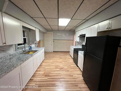 1300 Main St, Scranton, PA 18519 - photo 4