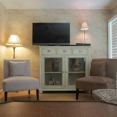 549 Beach View Dr unit 5, St. Simons Island, GA 31522 - photo 4