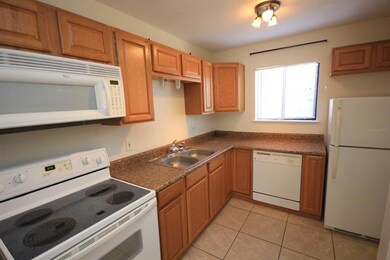 22701 Watersedge Blvd unit 16, Land O Lakes, FL 34639 - photo 3