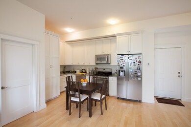 595 Somerville Ave unit 2, Somerville, MA 02143 - photo 3