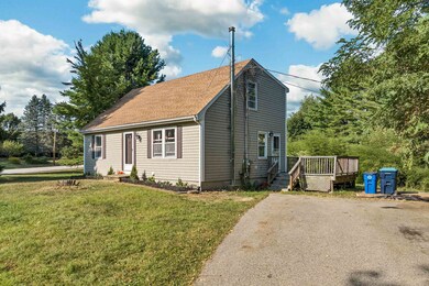 21 High St, Stratham, NH 03885 - photo 2