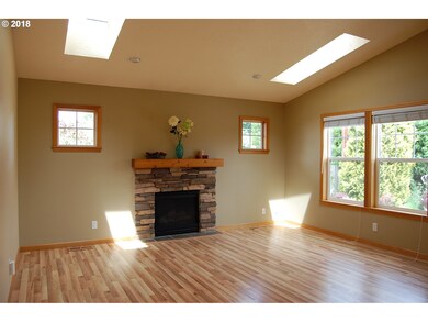 2613 Benson Ln, Eugene, OR 97408 - photo 5