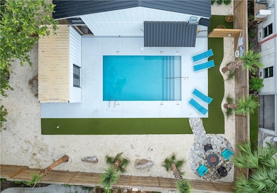 908 Ocean Blvd, Saint Simons Island, GA 31522 - photo 3