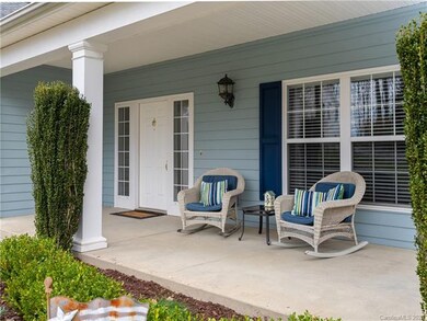 84 Red Cedar Dr, Hendersonville, NC 28792 - photo 5