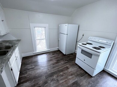 1312 5th St #3 St unit 3, Bay City, MI 48708 - photo 2
