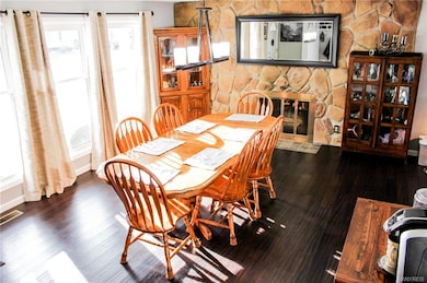 1332 Greenbrier Ln, North Tonawanda, NY 14120 - photo 4