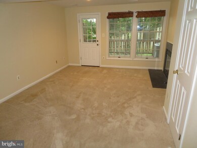 5042 9th St S, Arlington, VA 22204 - photo 5